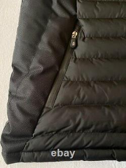 Hugo boss sleeveless jacket in multiple sizes