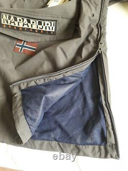 New With Tags Mens NAPAPIJRI Rainforest Jacket Dark Grey Size UK XLarge RRP £180