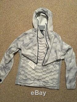 Nike running jacket / gilet 2 piece medium/ mens white/grey BNWT