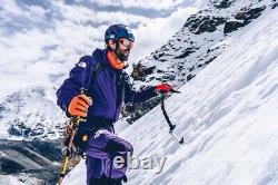 La veste FUTURELIGHT pourpre de la série Summit AMK Advanced Mountain Kit de The North Face