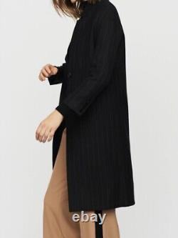 Manteau droit à fines rayures en laine mélangée Maje $1100, taille 40, noir, neuf avec étiquette