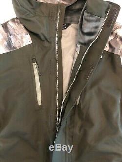 New Under Armour Emergent Femmes Ski / Snowboard Jacket Taille Petite 250 $ 1315990