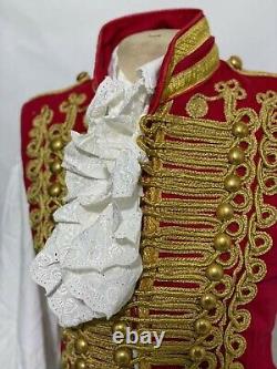 Nouvelle veste de cérémonie pour homme hussard en laine rouge militaire avec garniture en fil d'or.